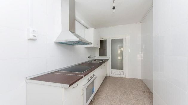 Foto 2 de Venta de piso en Sant Miquel - Tres Torres de 2 habitaciones con terraza y ascensor