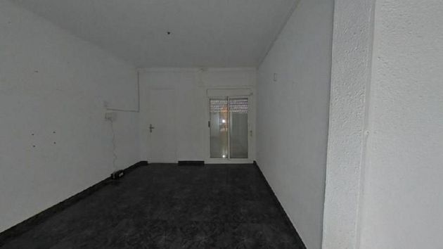 Foto 2 de Venta de piso en Centre - Prat de Llobregat, El de 3 habitaciones y 53 m²