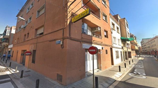 Foto 2 de Pis en venda a Centre - Cornellà de Llobregat de 3 habitacions i 67 m²