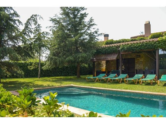 Foto 2 de Casa en venda a Tallada d´Empordà, La de 3 habitacions amb terrassa i piscina