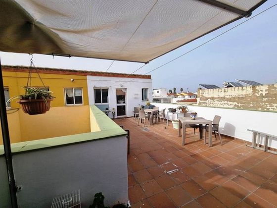 Foto 1 de Dúplex en venda a Espartinas de 5 habitacions amb terrassa i balcó