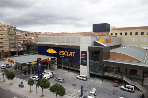 Foto 1 de Alquiler de local en avenida De Josep Tarradellas de 83 m²