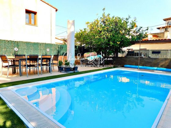 Foto 2 de Àtic en venda a Calonge Poble de 3 habitacions amb terrassa i piscina