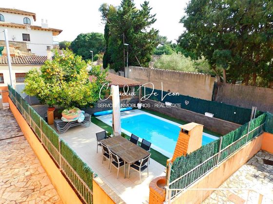 Foto 1 de Àtic en venda a Calonge Poble de 3 habitacions amb terrassa i piscina