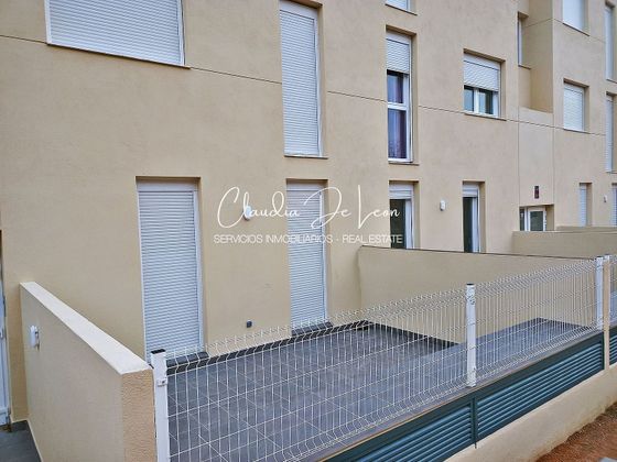 Foto 1 de Venta de piso en Vilartagues i Tueda de Dalt de 2 habitaciones con terraza y piscina