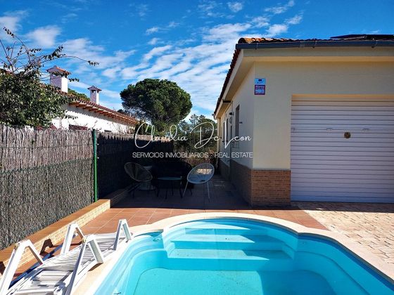 Foto 2 de Chalet en venta en Golf Costa Brava - Bufaganyes de 5 habitaciones con terraza y piscina