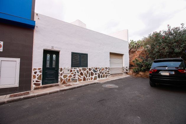 Foto 1 de Casa en venta en Barrial - San Isidro - Marmolejos de 3 habitaciones con terraza y garaje