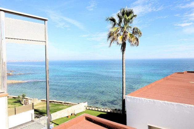 Foto 1 de Dúplex en venta en Torre de la Horadada de 2 habitaciones con terraza y balcón