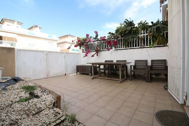Foto 1 de Dúplex en venta en Los Peñascos-El Salero-Los Imbernones de 3 habitaciones con terraza y jardín