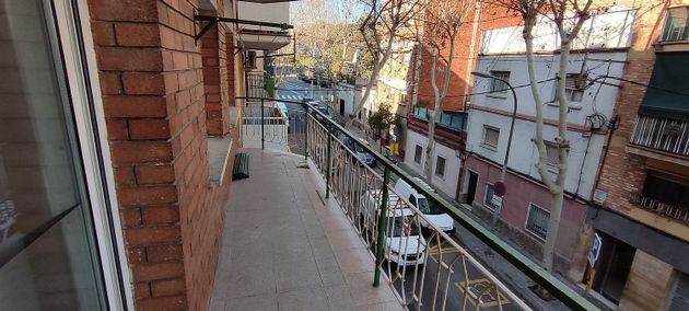 Foto 1 de Venta de piso en Trinitat Vella de 2 habitaciones con balcón