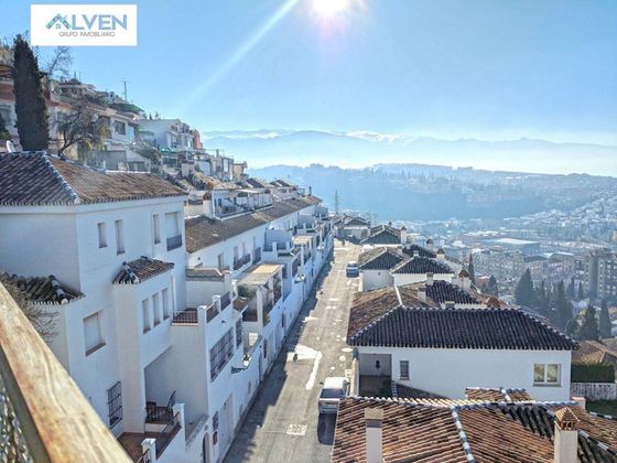 Foto 2 de Casa en venda a calle Balcón de Granada de 6 habitacions amb terrassa i garatge