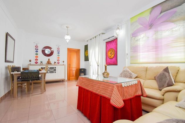 Foto 2 de Piso en venta en Salobreña de 2 habitaciones con terraza y balcón