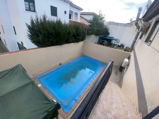 Foto 2 de Venta de chalet en Láchar de 3 habitaciones con piscina y garaje