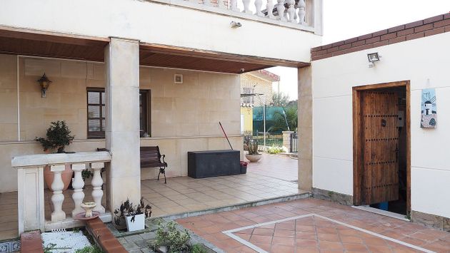 Foto 1 de Xalet en venda a calle Roser de 4 habitacions amb terrassa i piscina
