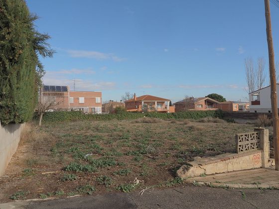 Foto 1 de Venta de terreno en Joc de la Bola - Camps d'Esports - Ciutat Jardí - Montcada de 709 m²