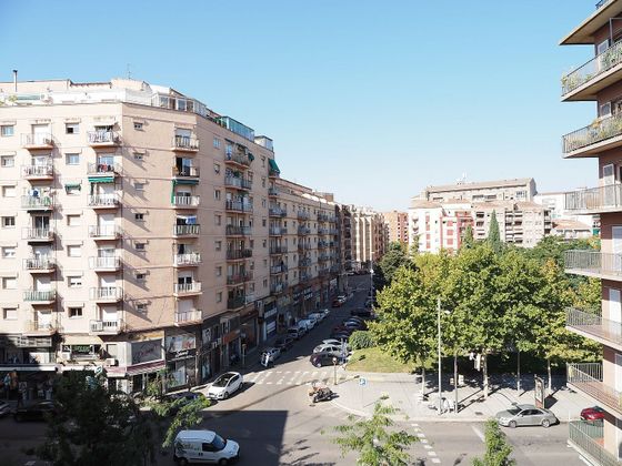 Foto 1 de Venta de piso en calle Ramon Llull de 3 habitaciones con terraza y balcón