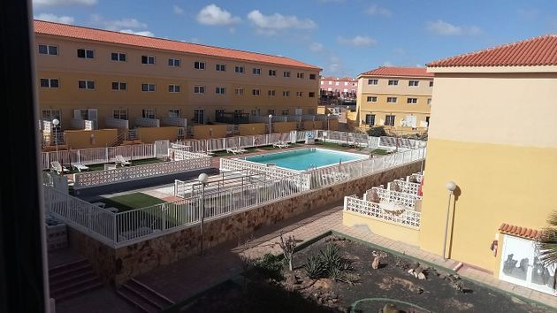 Foto 1 de Casa en venda a calle Polca Majorera de 3 habitacions amb terrassa i piscina