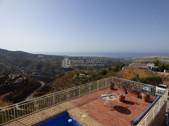 Foto 2 de Xalet en venda a carretera Arenas de 3 habitacions amb terrassa i piscina