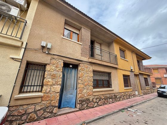 Foto 1 de Casa en venta en Corral de Almaguer de 4 habitaciones con terraza y balcón