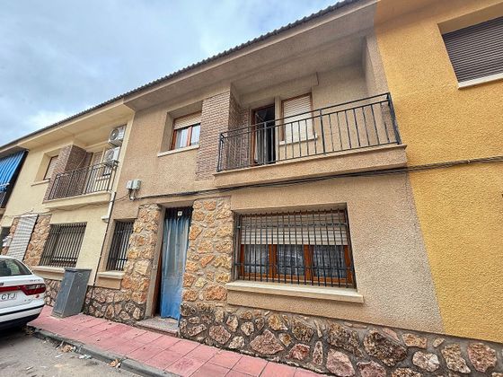 Foto 2 de Casa en venta en Corral de Almaguer de 4 habitaciones con terraza y balcón