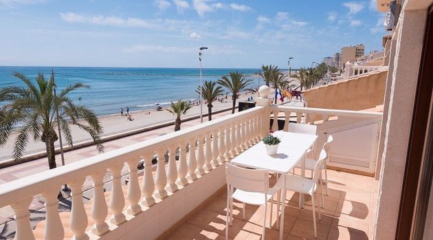 Foto 2 de Pis en lloguer a Campello Playa de 3 habitacions amb terrassa i mobles