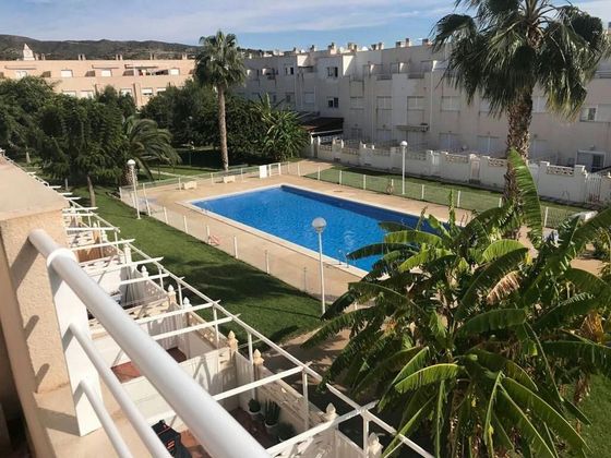 Foto 1 de Casa en lloguer a Pueblo Español-Coveta Fumá de 3 habitacions amb terrassa i piscina