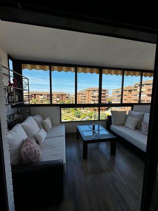 Foto 1 de Piso en alquiler en Vistahermosa de 3 habitaciones con terraza y piscina