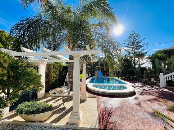 Foto 2 de Xalet en venda a Sol y Luz de 6 habitacions amb terrassa i piscina