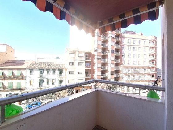 Foto 1 de Venta de piso en Villajoyosa ciudad de 4 habitaciones con terraza y balcón