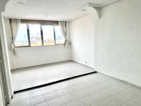 Foto 2 de Àtic en venda a Lo Morant- San Nicolás de Bari de 3 habitacions amb calefacció i ascensor
