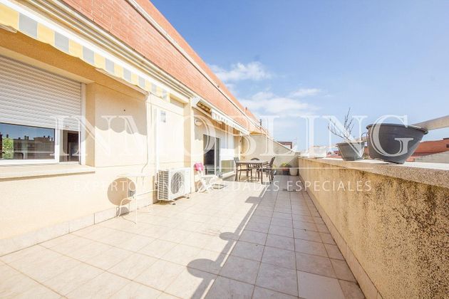 Foto 2 de Àtic en venda a Vilassar de Mar de 3 habitacions amb terrassa i piscina