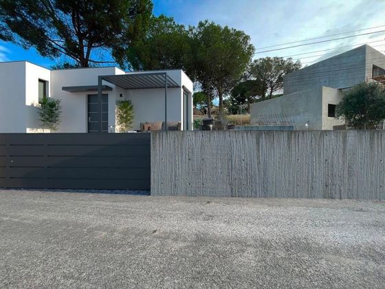 Foto 1 de Casa en venda a calle Roldor de 4 habitacions amb terrassa i piscina