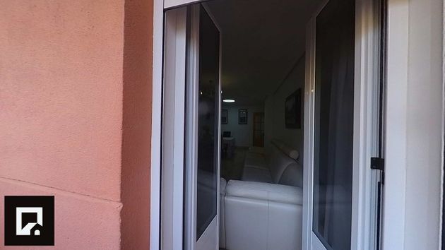 Foto 2 de Piso en venta en calle Alfau de 3 habitaciones con garaje y balcón