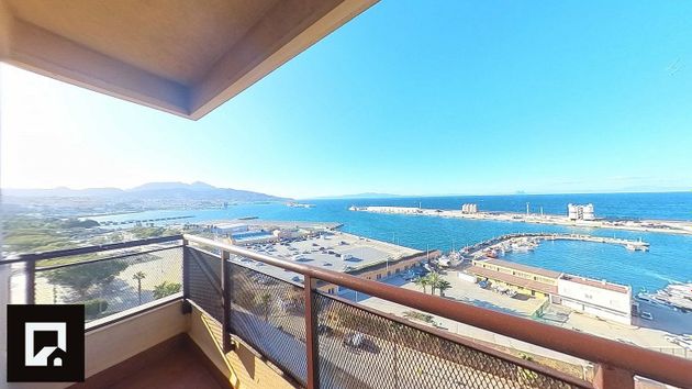 Foto 2 de Pis en venda a Ceuta de 4 habitacions amb terrassa i garatge