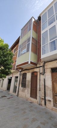Foto 2 de Casa en venda a paseo Los Mesones de 6 habitacions amb terrassa i jardí
