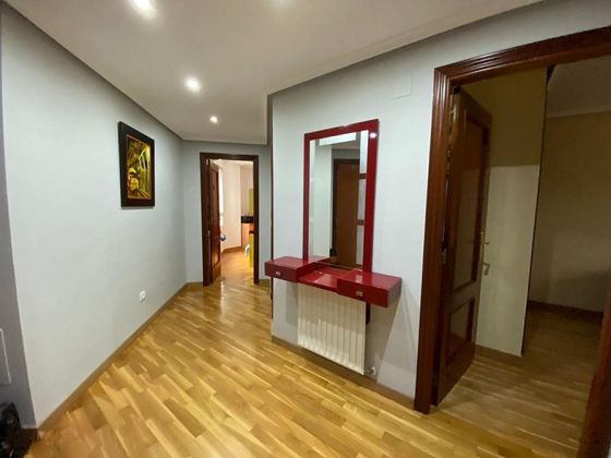 Foto 1 de Venta de piso en Corvera de Asturias de 2 habitaciones con garaje y calefacción