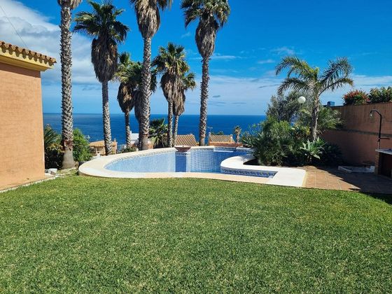 Foto 2 de Xalet en venda a San García de 7 habitacions amb terrassa i piscina