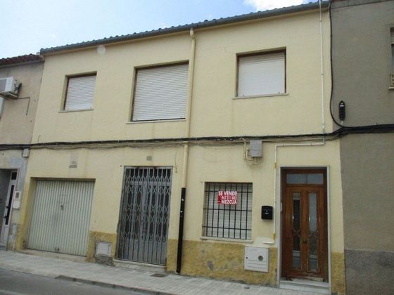 Foto 1 de Venta de chalet en Almansa de 3 habitaciones con terraza y balcón