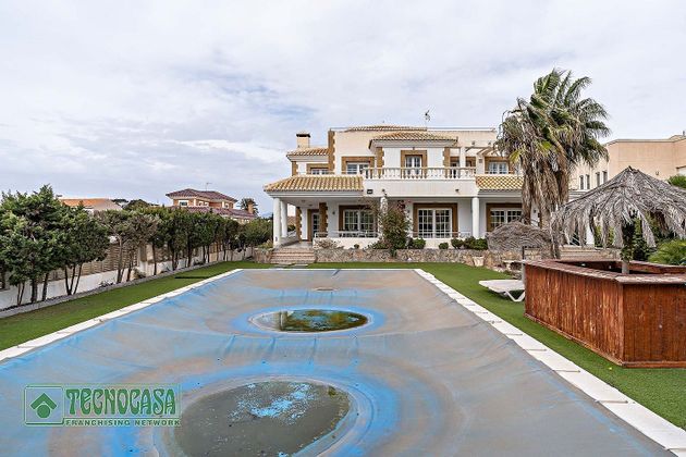 Foto 2 de Xalet en venda a El Sabinar – Urbanizaciones – Las Marinas – Playa Serena de 5 habitacions amb terrassa i piscina