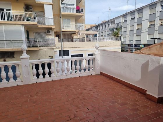 Foto 1 de Casa adossada en venda a Poniente-Faro de 2 habitacions amb terrassa