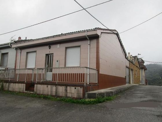 Foto 1 de Casa en venta en La Felguera de 2 habitaciones con terraza