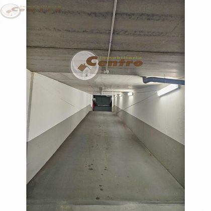 Foto 2 de Garatge en venda a Santa Cruz - Industria - Polígono Campollano de 12 m²