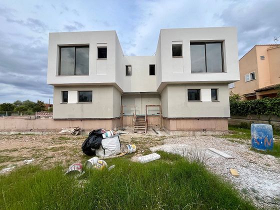 Foto 2 de Casa adosada en venta en Port d'Alcúdia - Platja d'Alcúdia de 3 habitaciones con terraza y piscina