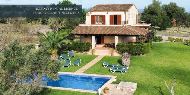 Foto 1 de Casa rural en venda a Santa Margalida de 4 habitacions amb terrassa i piscina