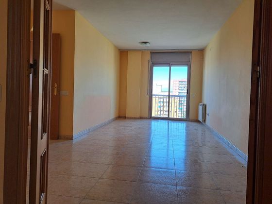 Foto 2 de Venta de piso en Sant Pere i Sant Pau de 3 habitaciones con balcón y calefacción