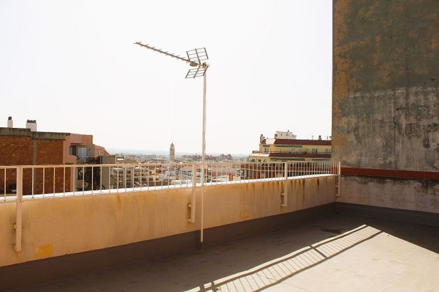 Foto 2 de Ático en venta en Ponent de 3 habitaciones con terraza y aire acondicionado