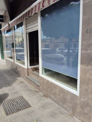 Foto 1 de Local en alquiler en Camino Viejo de Málaga de 55 m²
