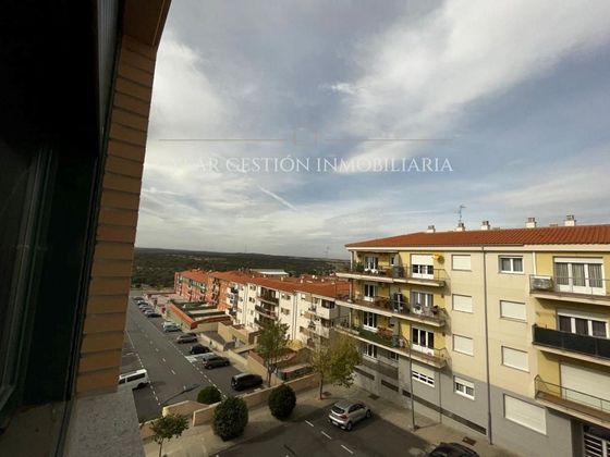 Foto 1 de Venta de piso en Terradillos de 3 habitaciones con garaje y balcón