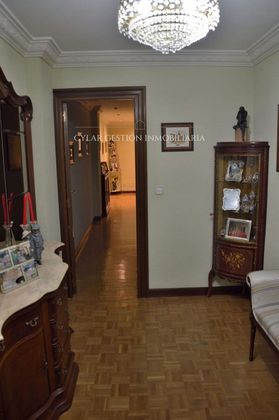 Foto 2 de Pis en venda a Canalejas - Gran Vía de 4 habitacions amb garatge i balcó