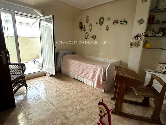Foto 1 de Casa en venda a Galindo y Perahuy de 5 habitacions amb terrassa i garatge